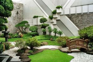 Desain Taman Depan Rumah Mewah 1