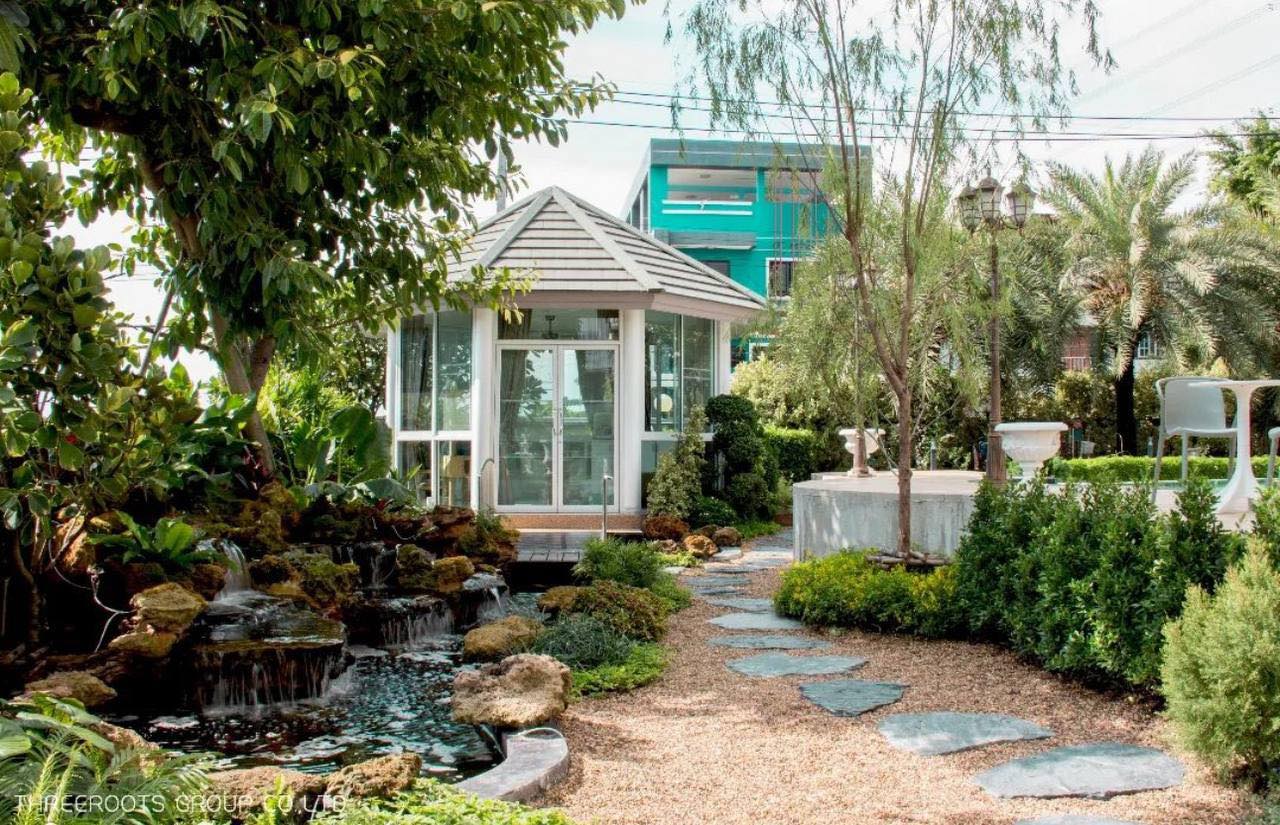 Jasa Taman Kantor Tropis